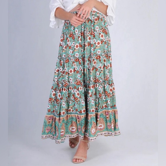 JAR OF HEARTS Boho Lover Aqua Turquoise Floral High Waisted Tiered Maxi Skirt - Picture 5 of 16